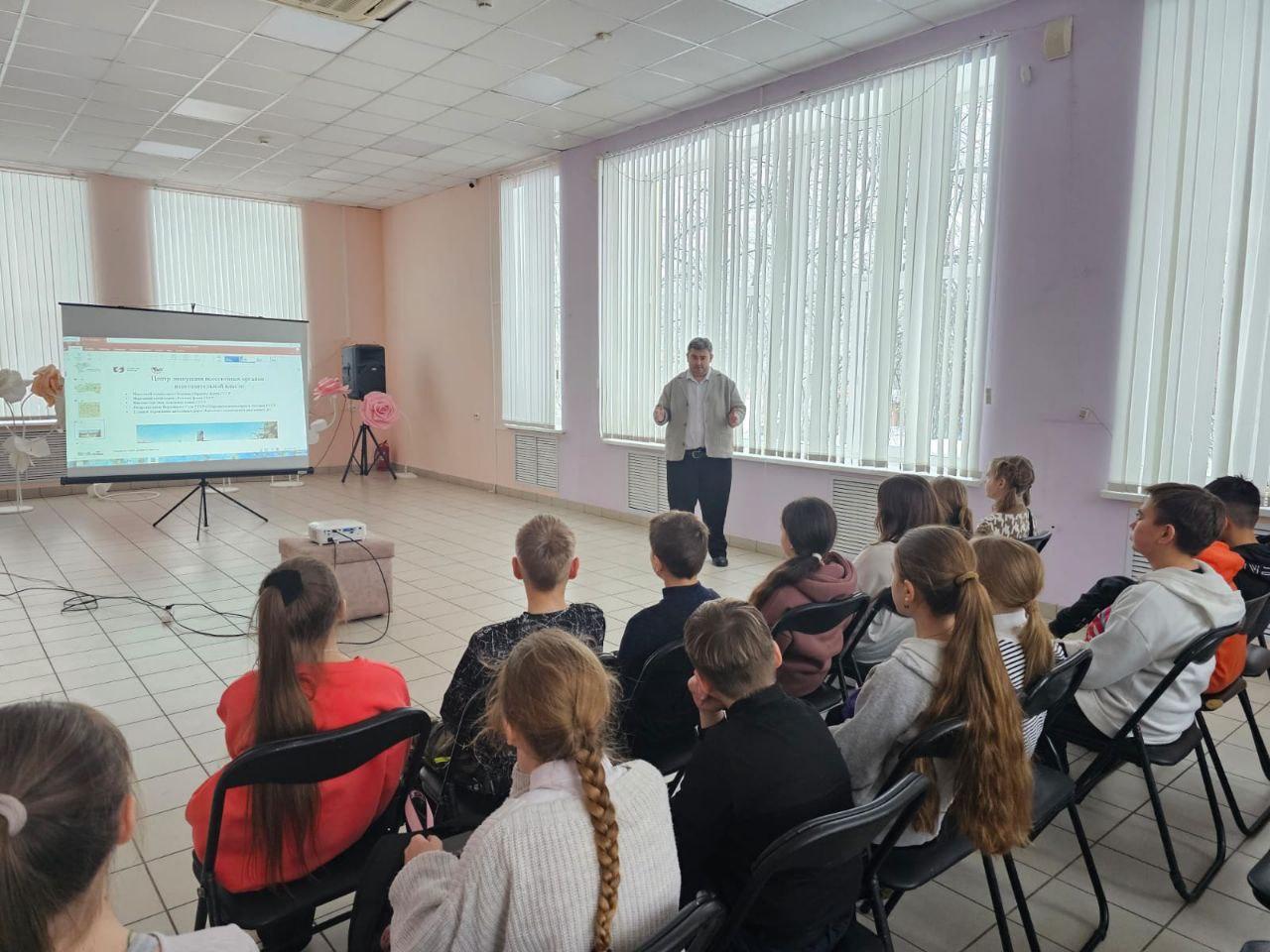 Встреча с директором Государственного архива музея..