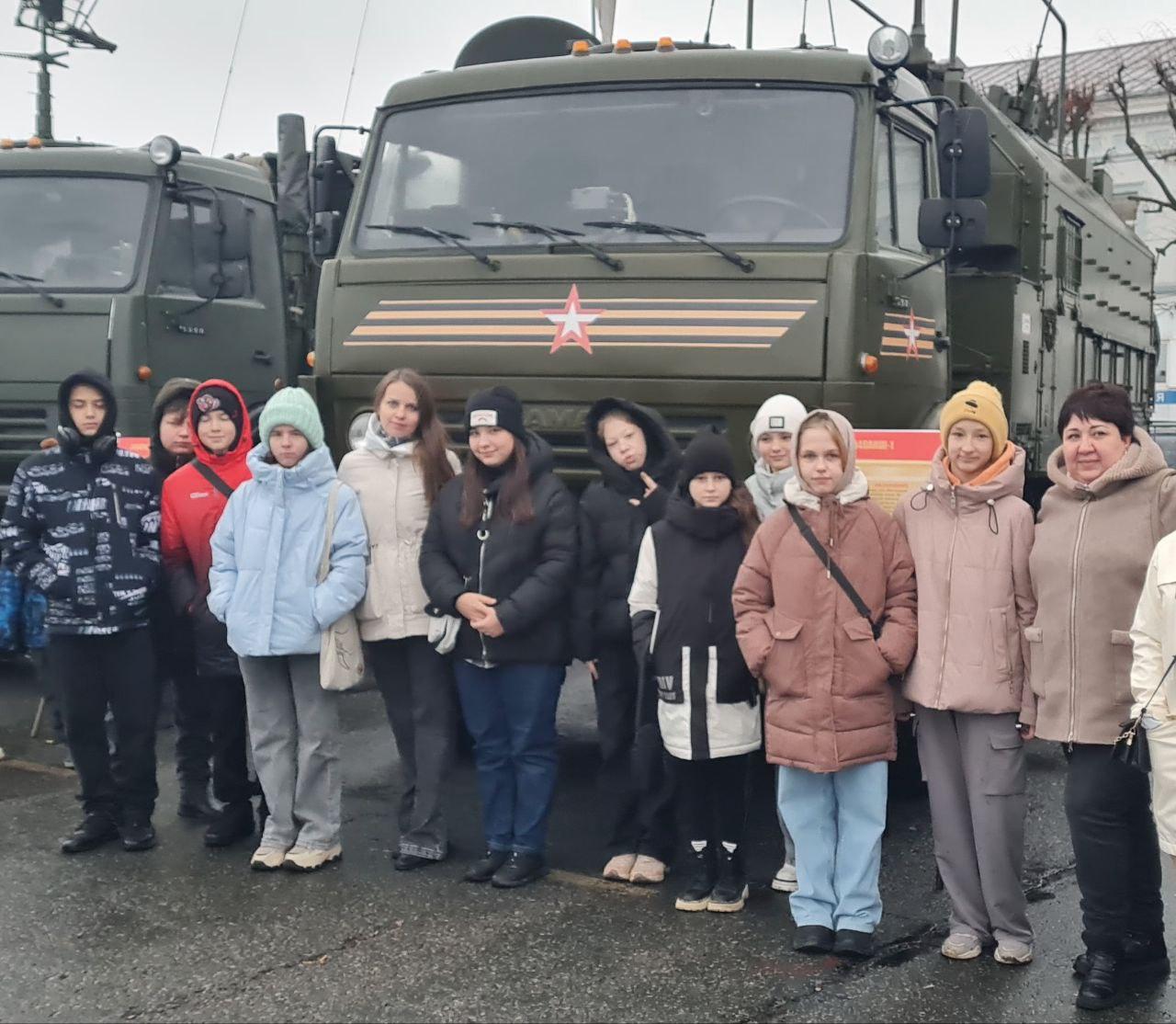 Выставка трофейной военной техники НАТО..