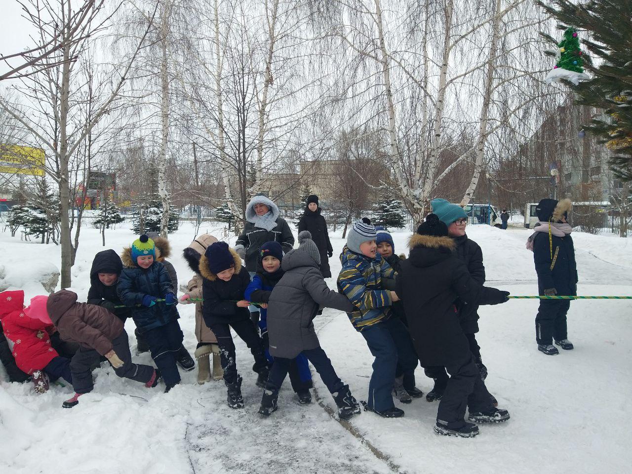 Прогулка с родителями и учащимися..