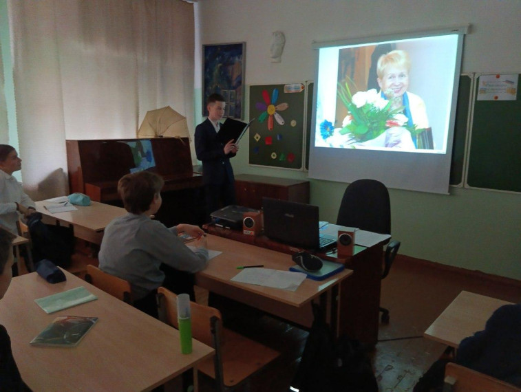 Пахмутова..